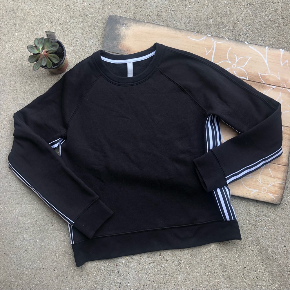 Athleta 24/7 Striped Black & White Crew Sweatshirt Size Small
